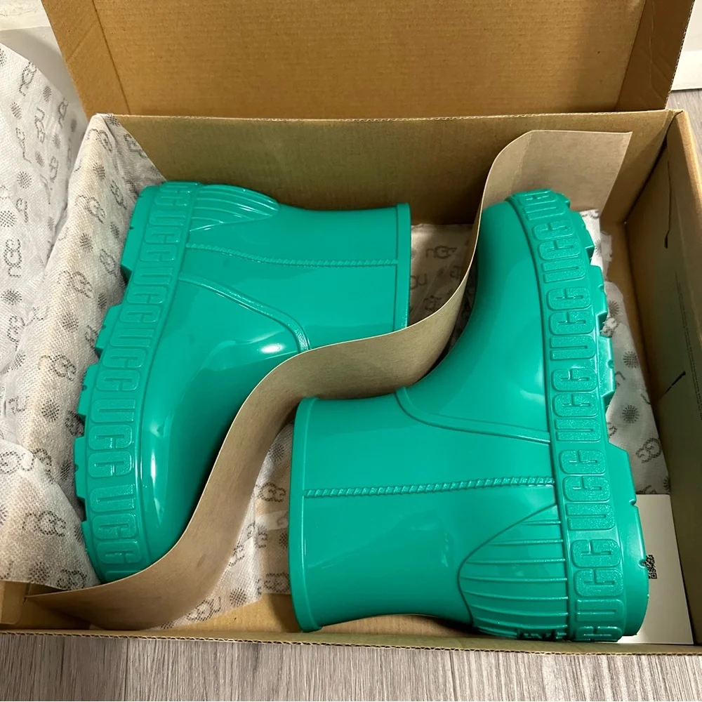 UGG new drizlita